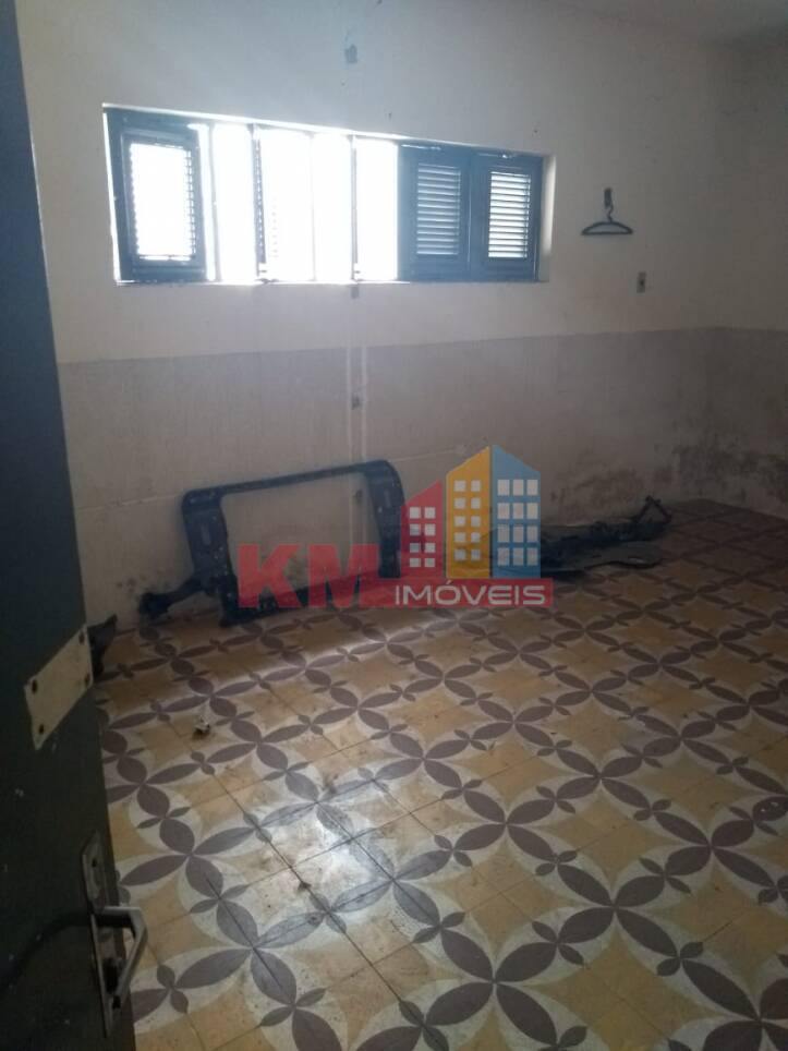 Casa à venda e aluguel com 3 quartos, 156m² - Foto 8