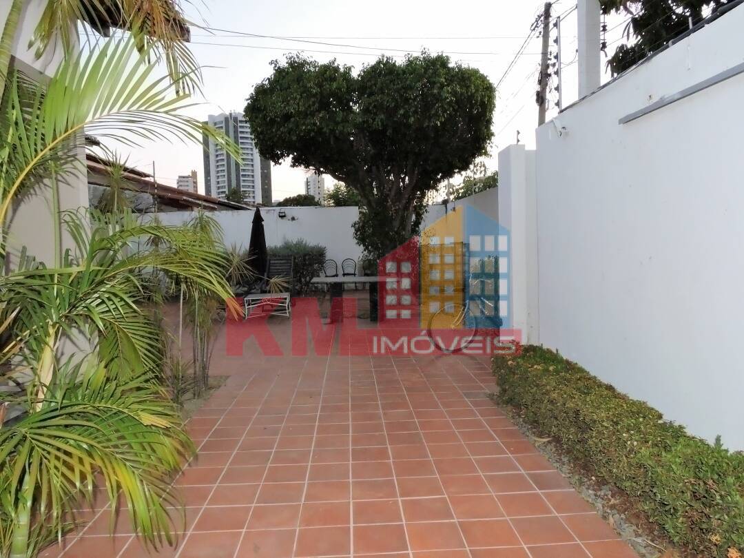 Casa à venda com 3 quartos, 290m² - Foto 27