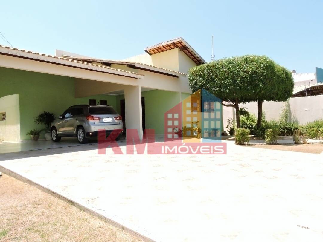 Casa à venda com 3 quartos, 301m² - Foto 4