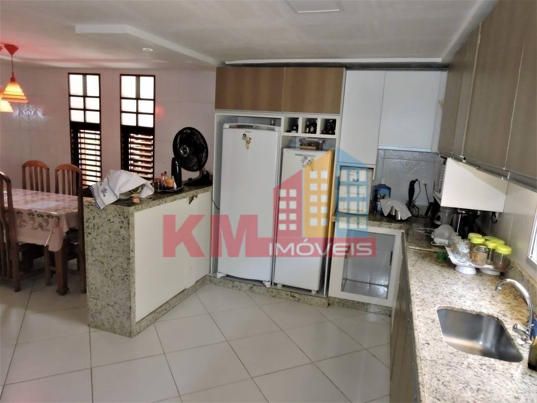 Casa à venda com 3 quartos, 301m² - Foto 19