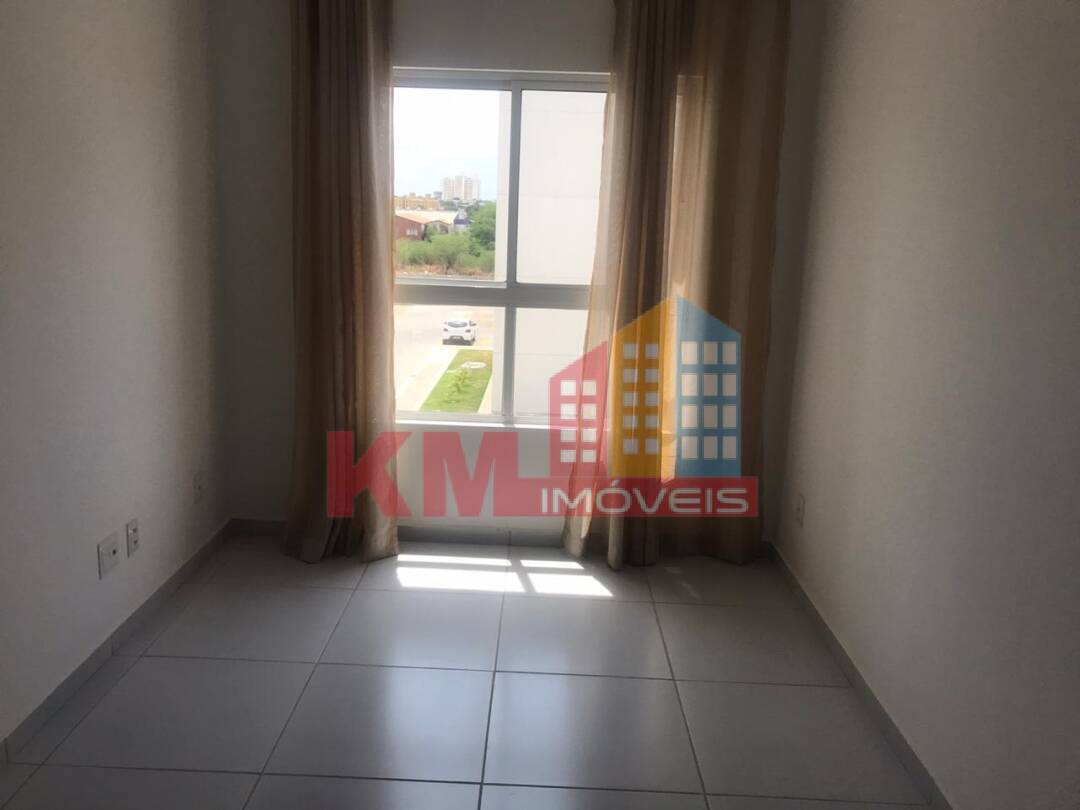 Apartamento para alugar com 2 quartos, 999m² - Foto 1