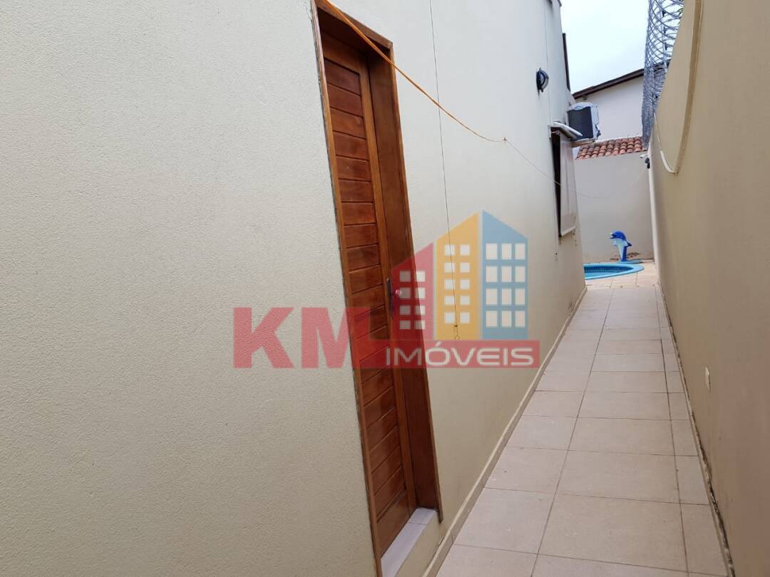 Casa à venda com 4 quartos, 999m² - Foto 32