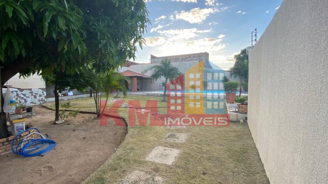 Casa à venda com 3 quartos, 680m² - Foto 16