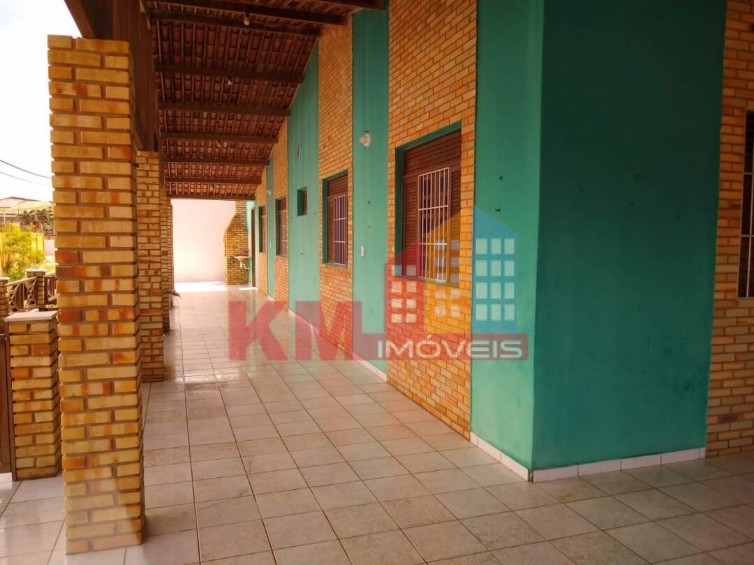 Casa à venda com 5 quartos, 280m² - Foto 3