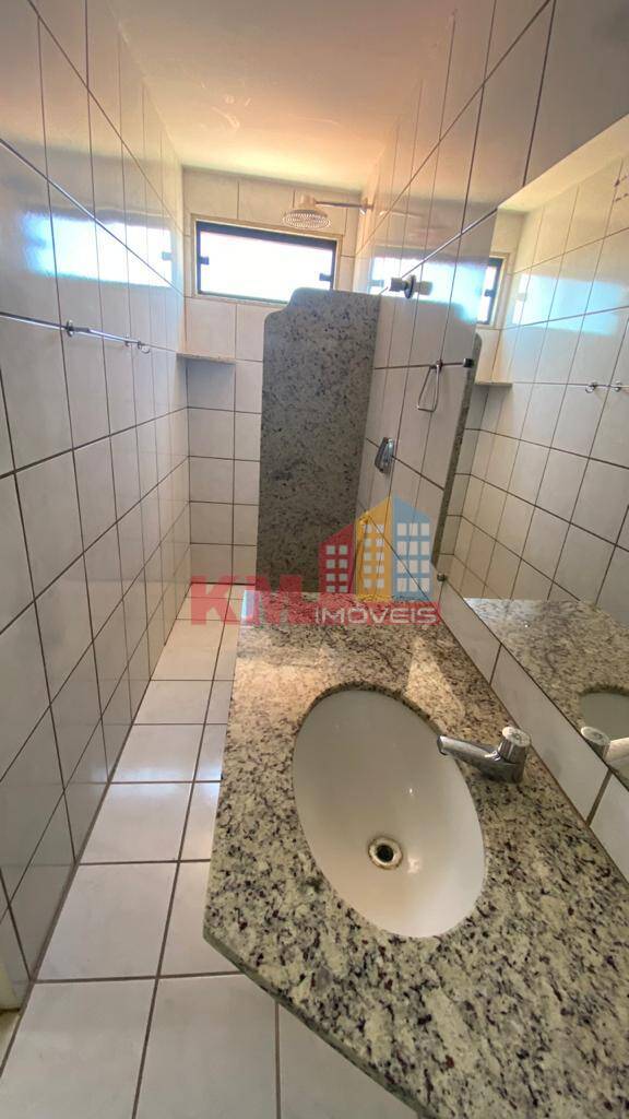 Casa à venda com 6 quartos, 1350m² - Foto 15