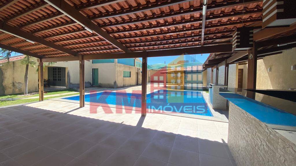 Casa à venda com 6 quartos, 1350m² - Foto 37