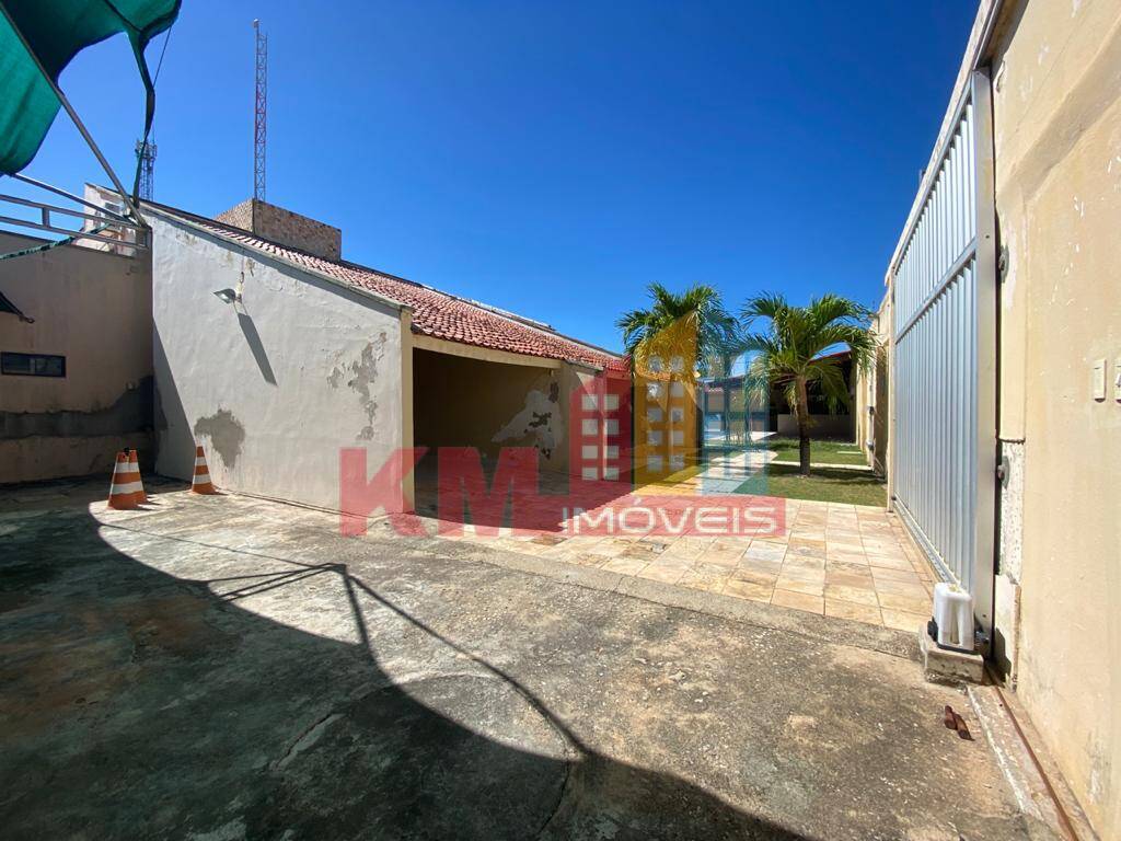 Casa à venda com 6 quartos, 1350m² - Foto 49