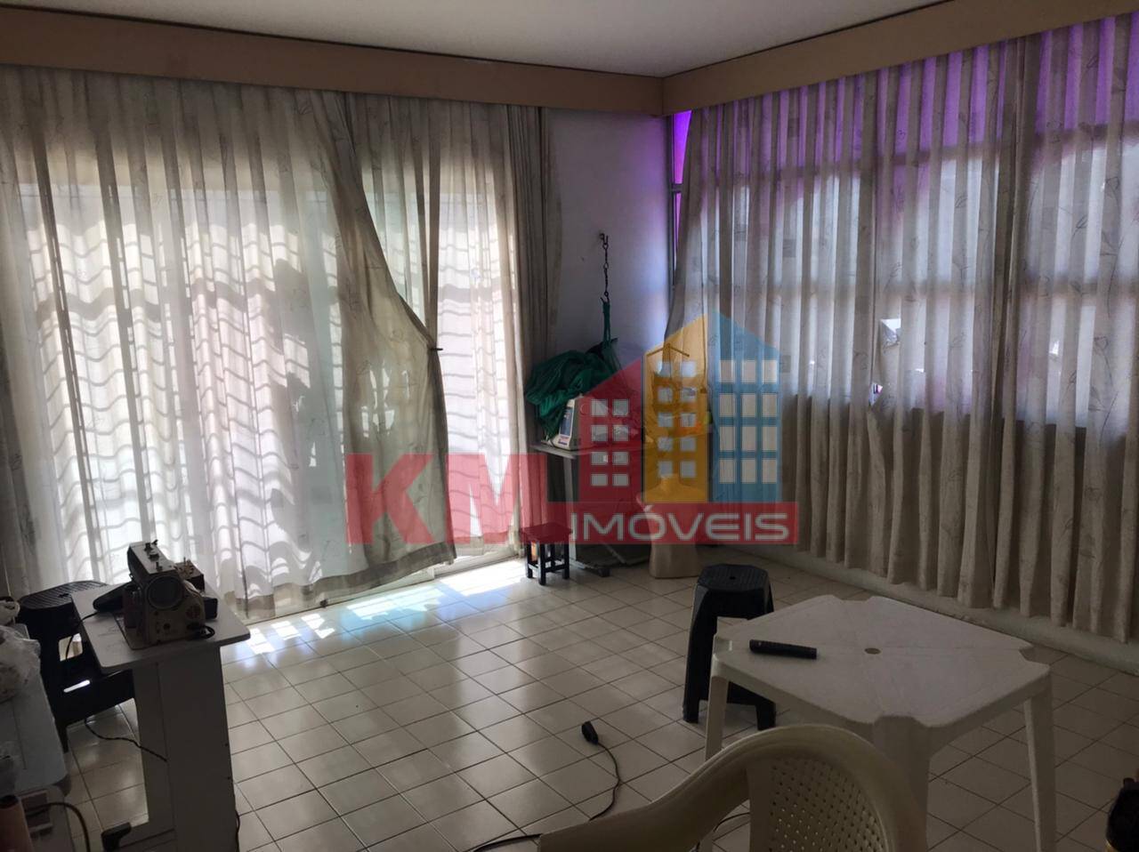 Casa à venda com 6 quartos, 100m² - Foto 18