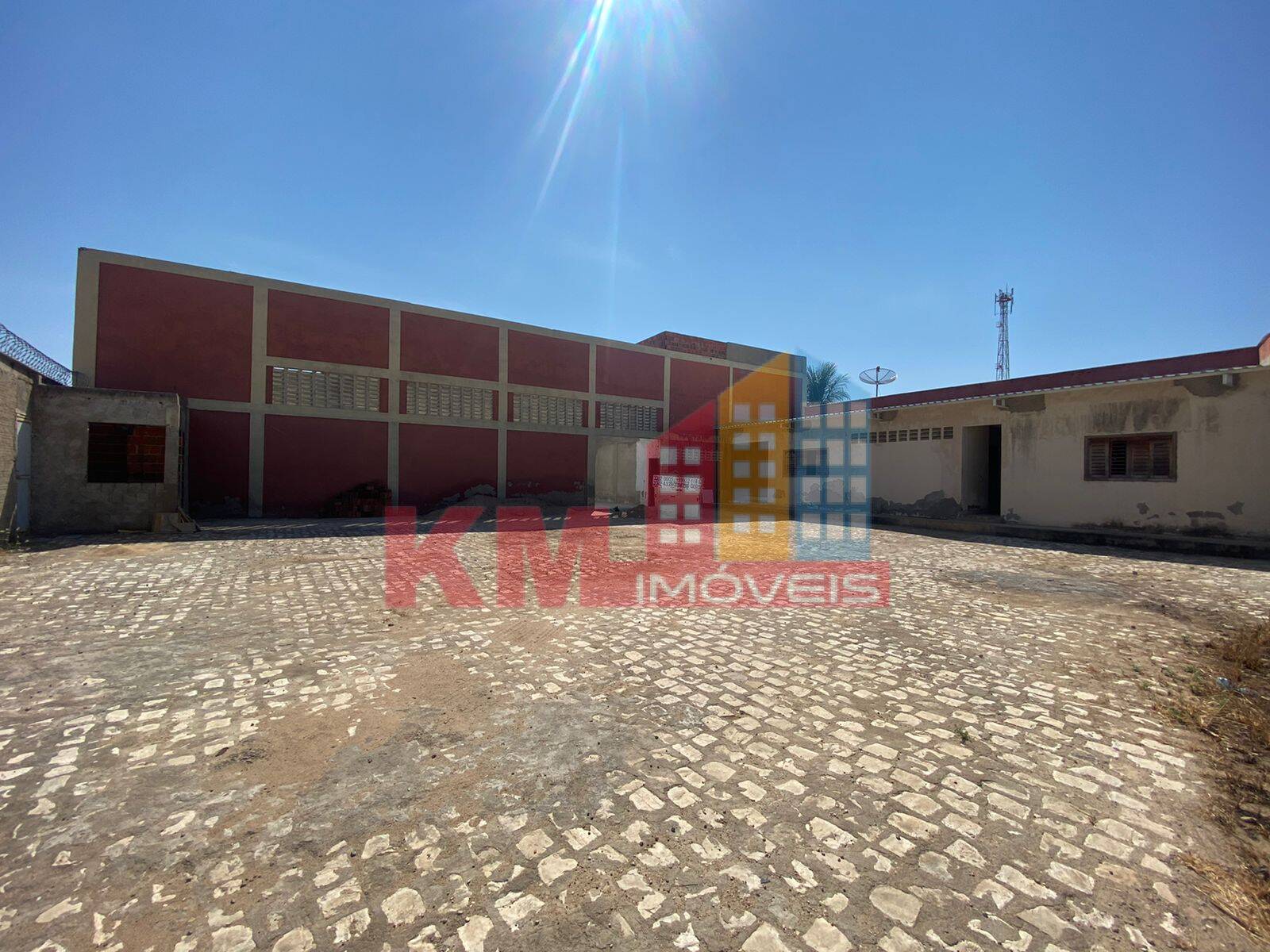 Prédio Inteiro à venda e aluguel, 900m² - Foto 2