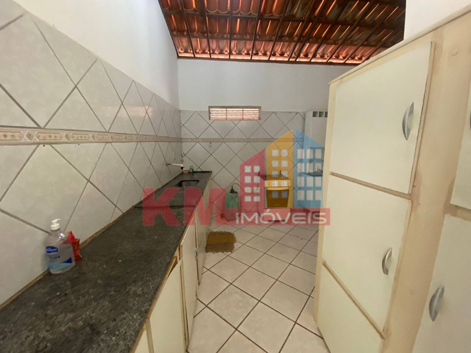 Casa à venda com 4 quartos, 100m² - Foto 10