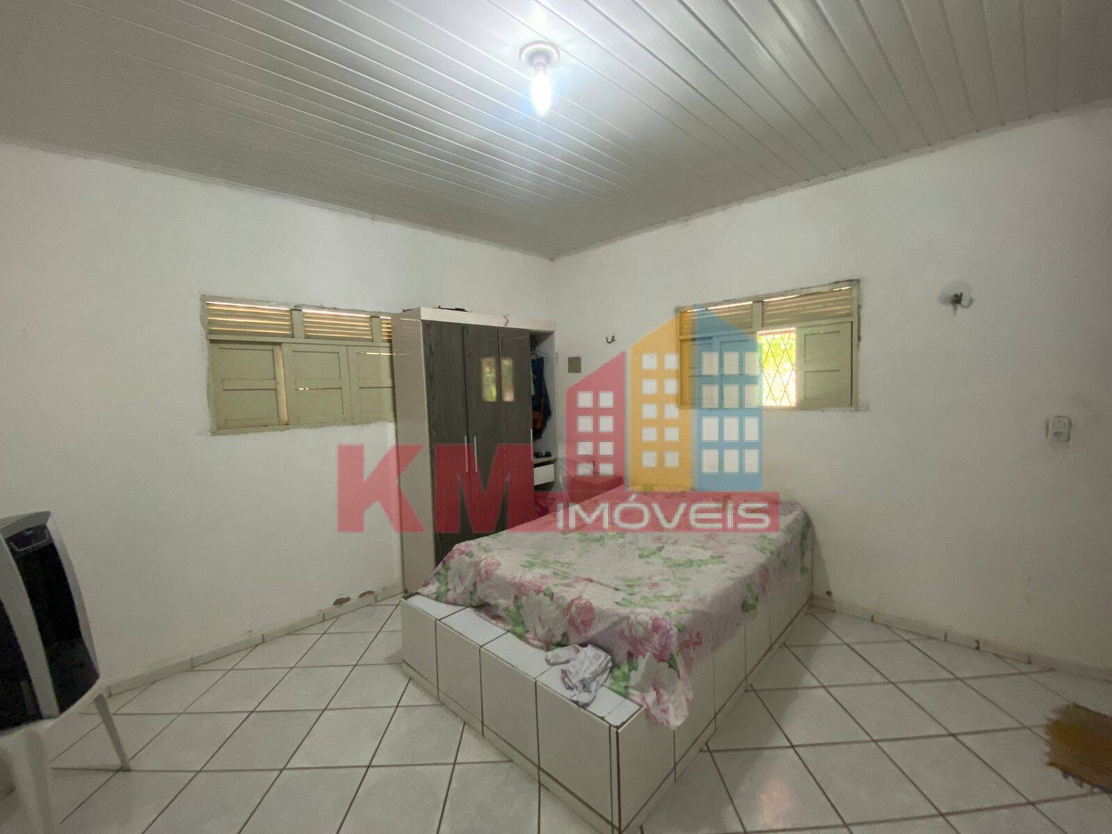 Casa à venda com 4 quartos, 100m² - Foto 8