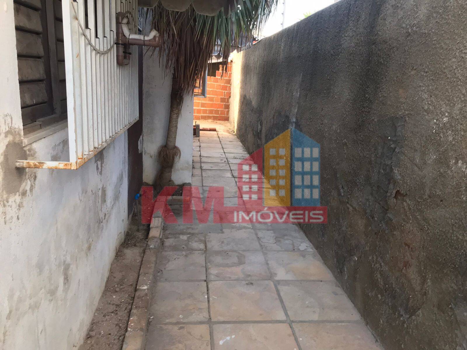 Casa à venda com 3 quartos, 300m² - Foto 14