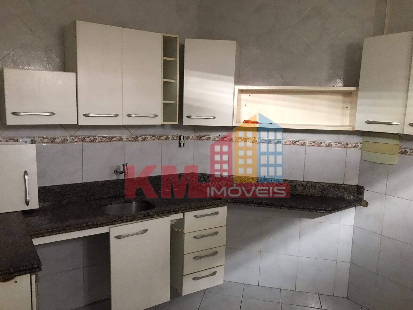 Casa à venda com 3 quartos, 300m² - Foto 13