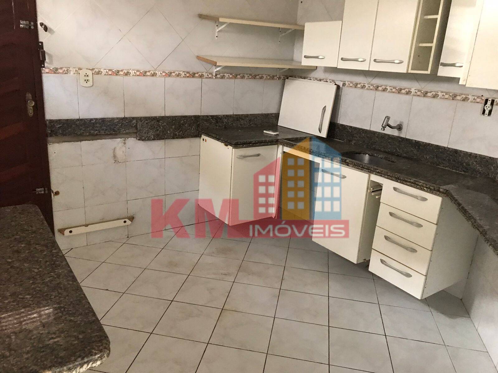 Casa à venda com 3 quartos, 300m² - Foto 16