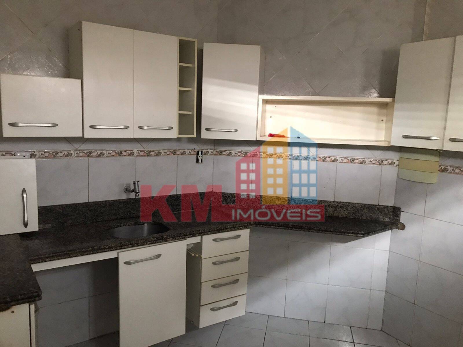 Casa à venda com 3 quartos, 300m² - Foto 20