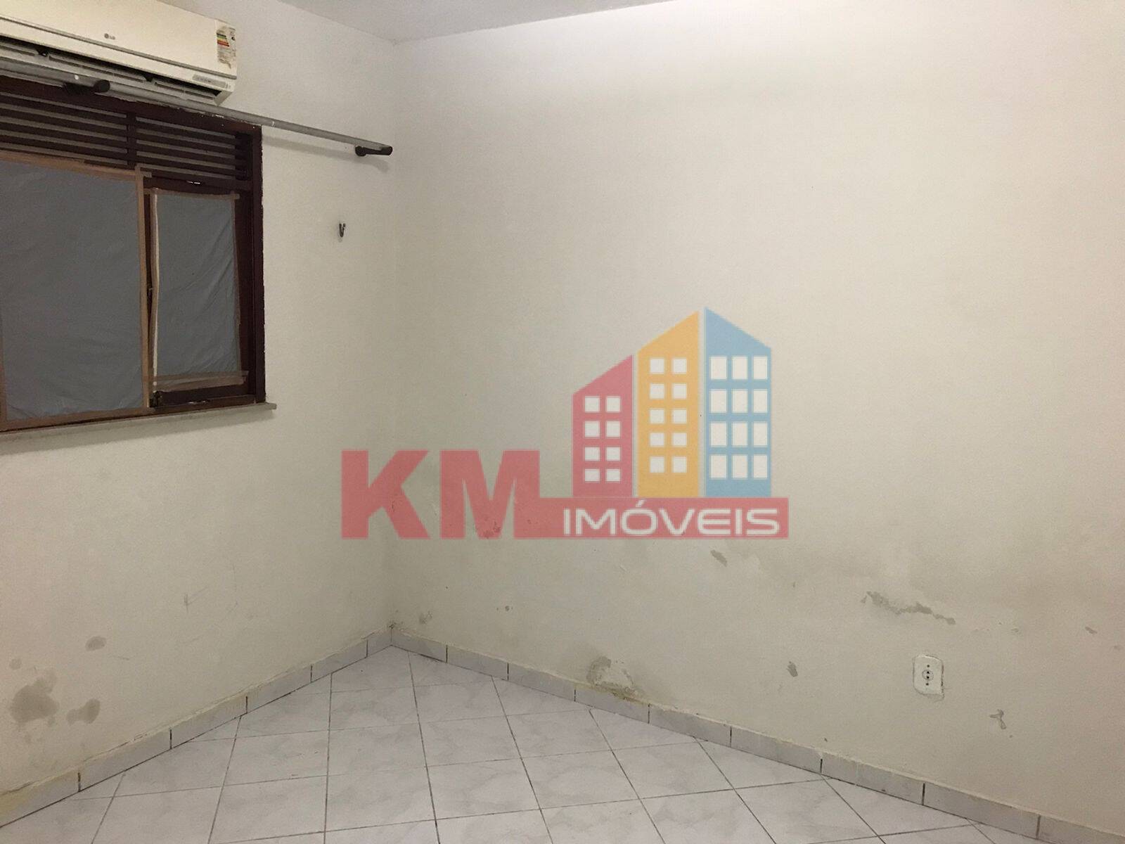 Casa à venda com 3 quartos, 300m² - Foto 28