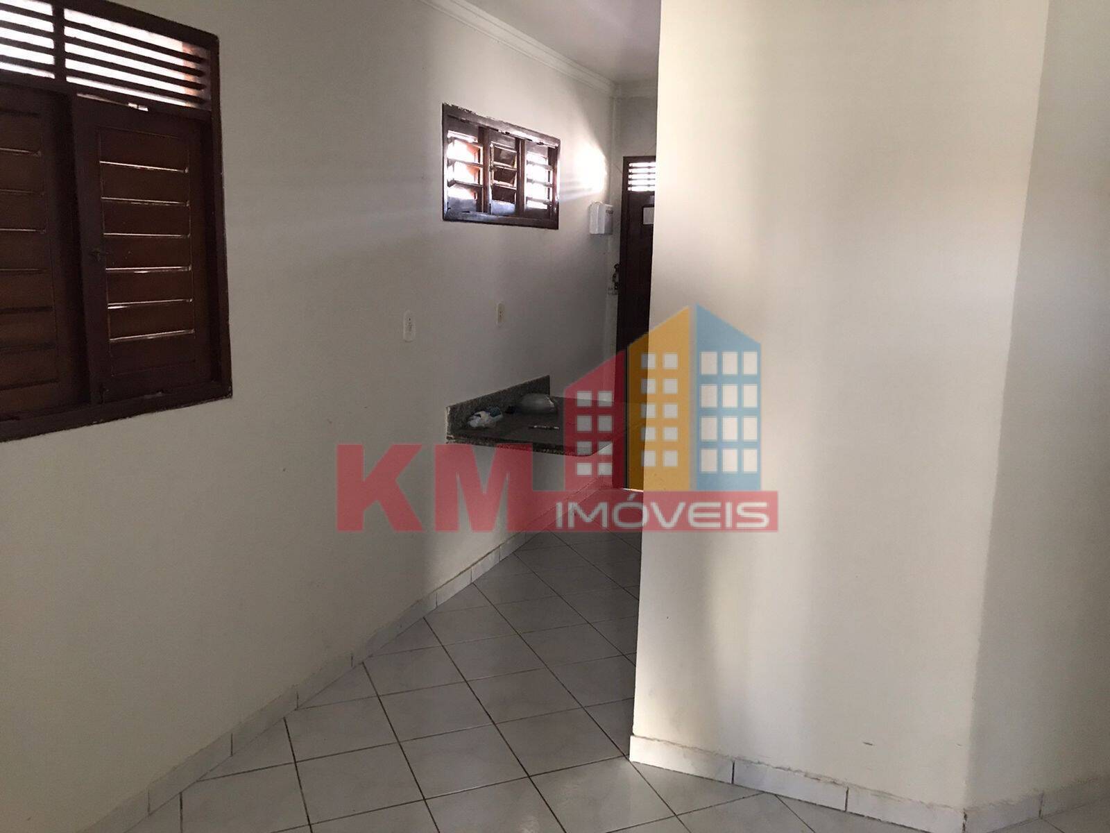 Casa à venda com 3 quartos, 300m² - Foto 35