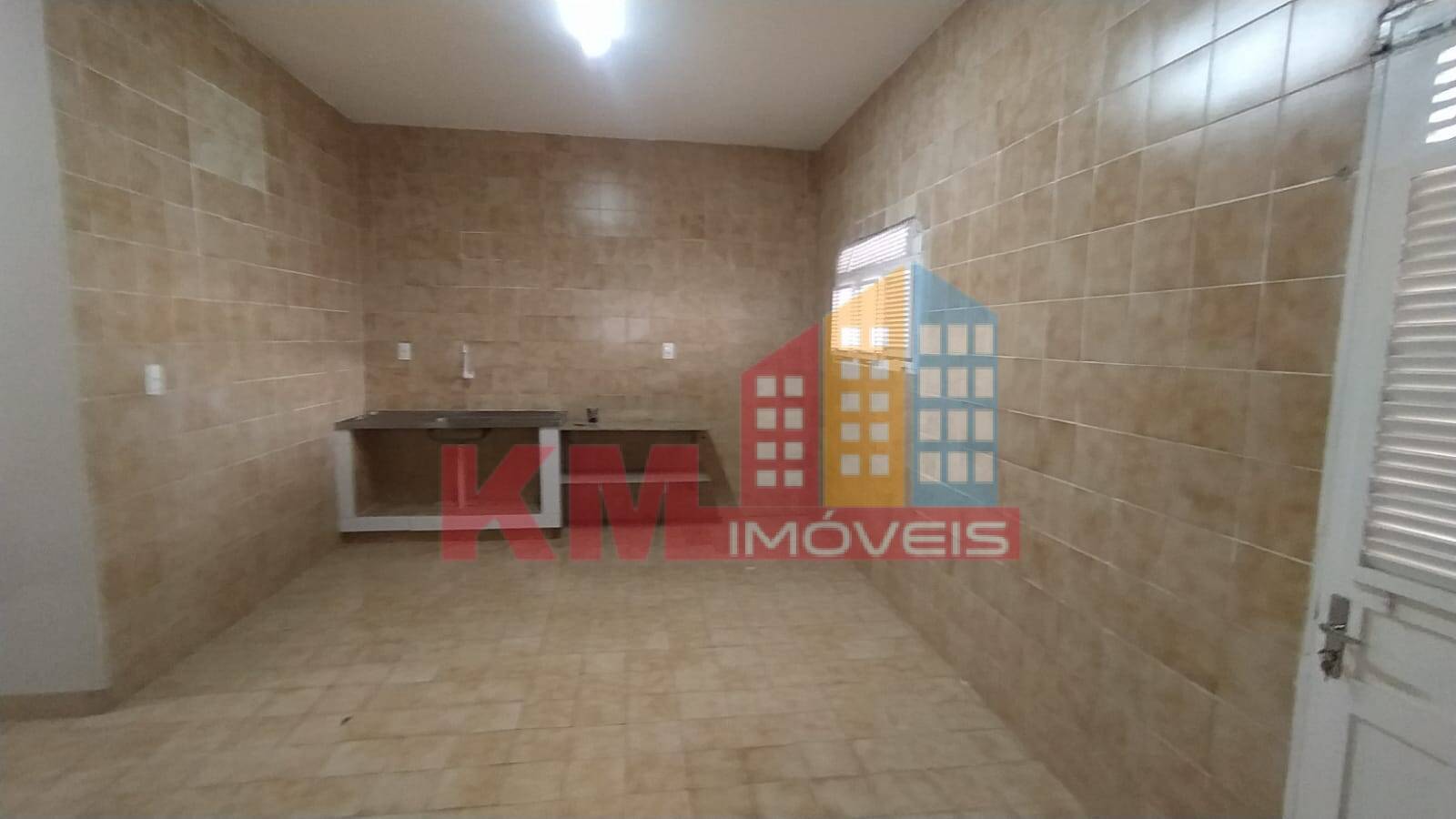 Casa à venda com 3 quartos, 1000m² - Foto 9