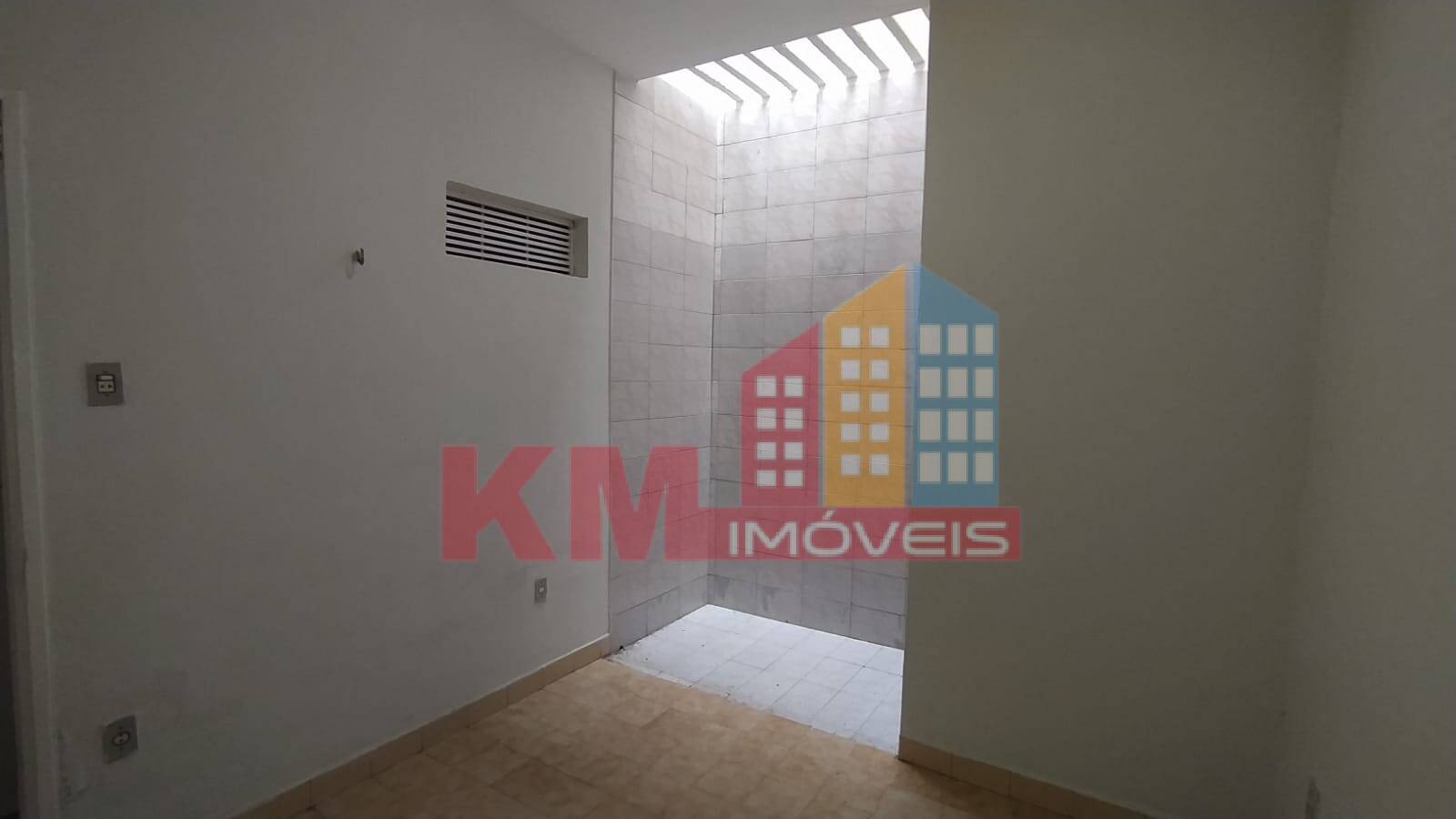 Casa à venda com 3 quartos, 1000m² - Foto 18