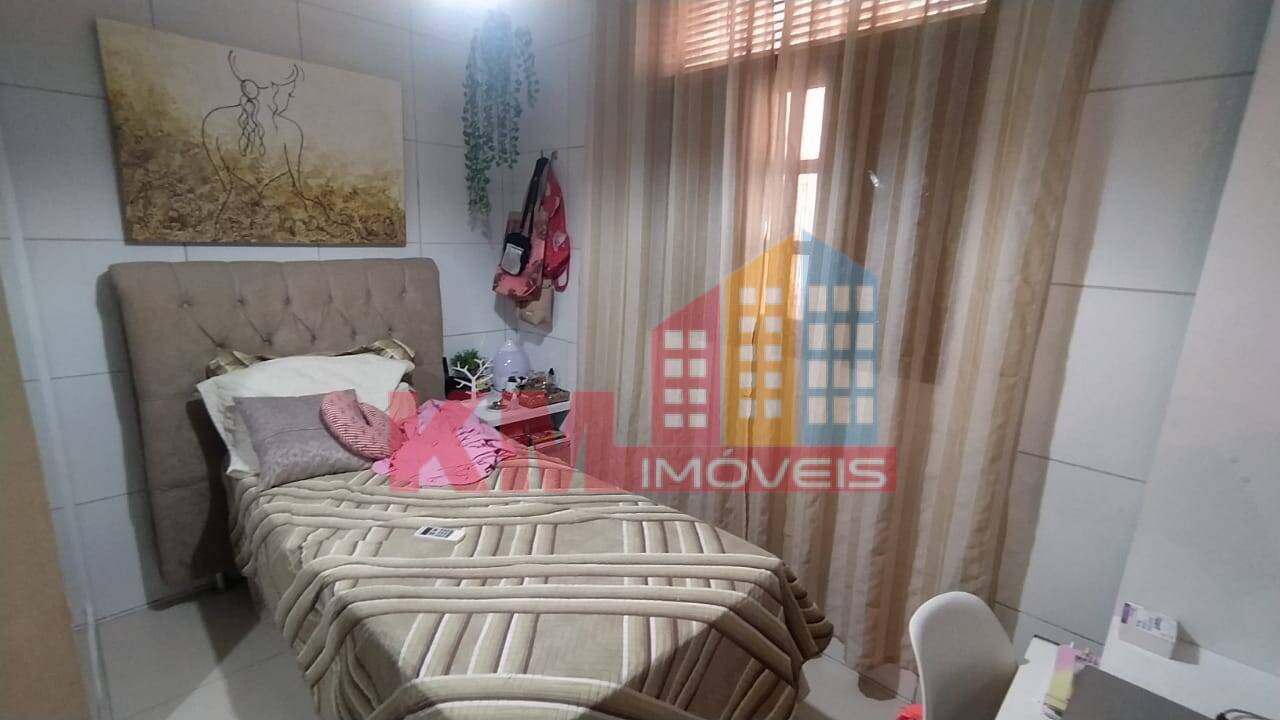 Casa à venda com 2 quartos, 240m² - Foto 17