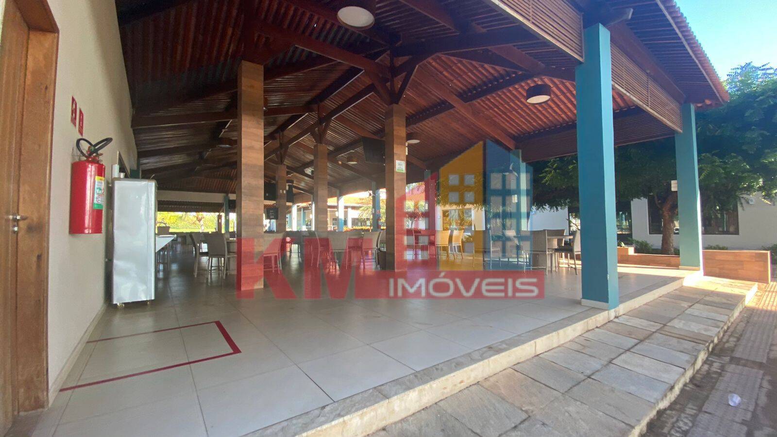 Casa de Condomínio à venda com 4 quartos, 252m² - Foto 13