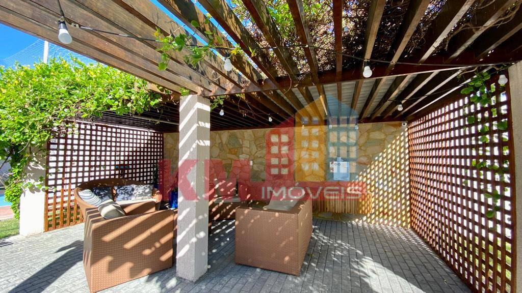 Apartamento à venda com 2 quartos, 65m² - Foto 1