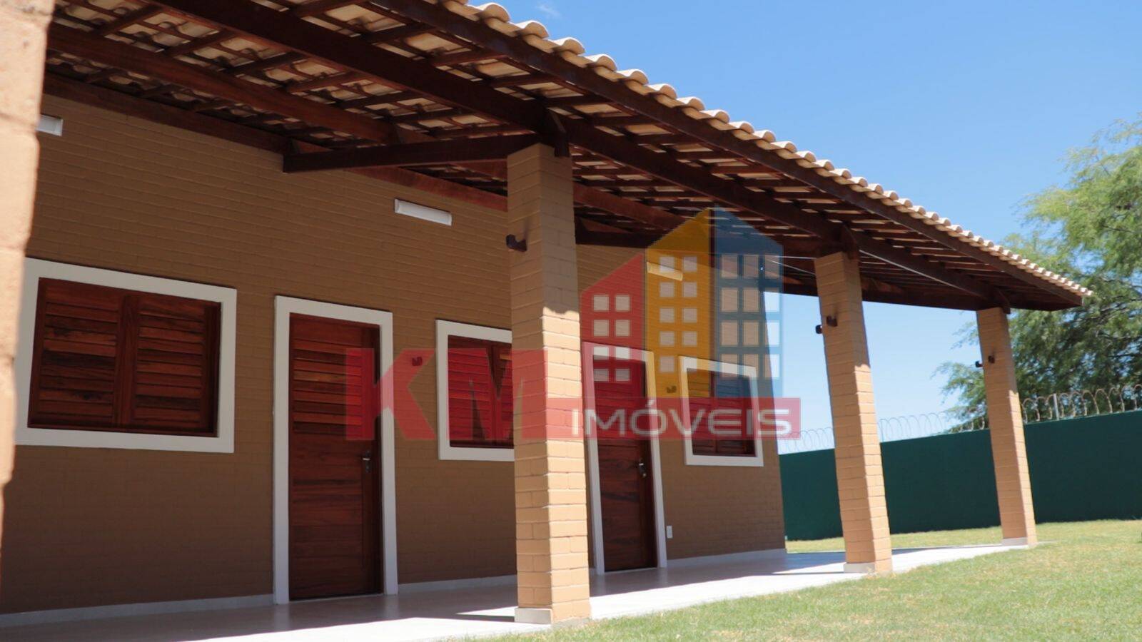 Casa de Condomínio à venda com 3 quartos, 450m² - Foto 2