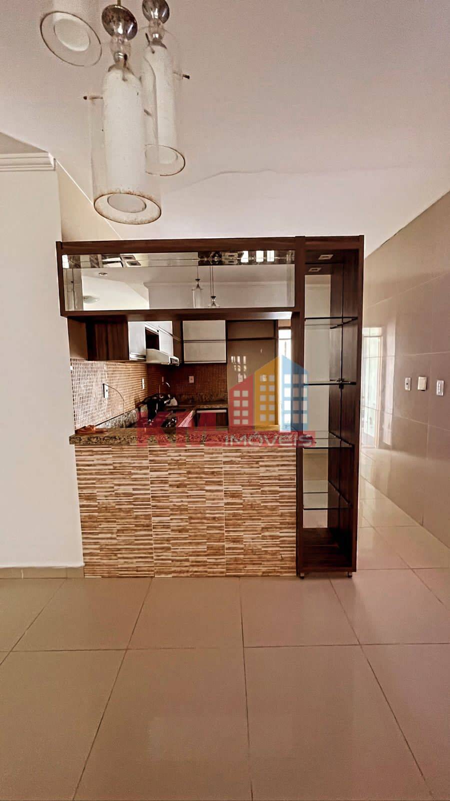 Casa à venda com 4 quartos, 200m² - Foto 8