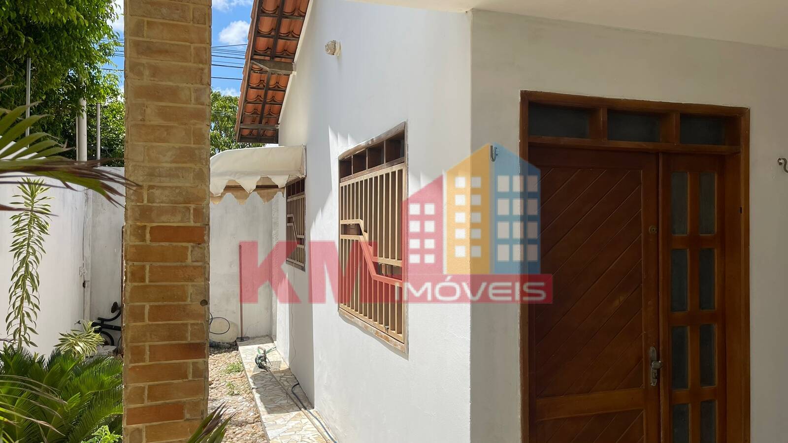 Casa à venda com 4 quartos, 200m² - Foto 29