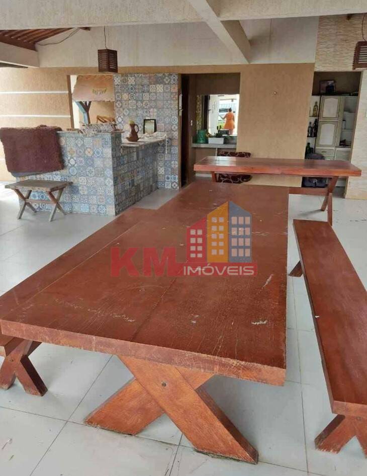 Casa à venda com 4 quartos, 1600m² - Foto 9