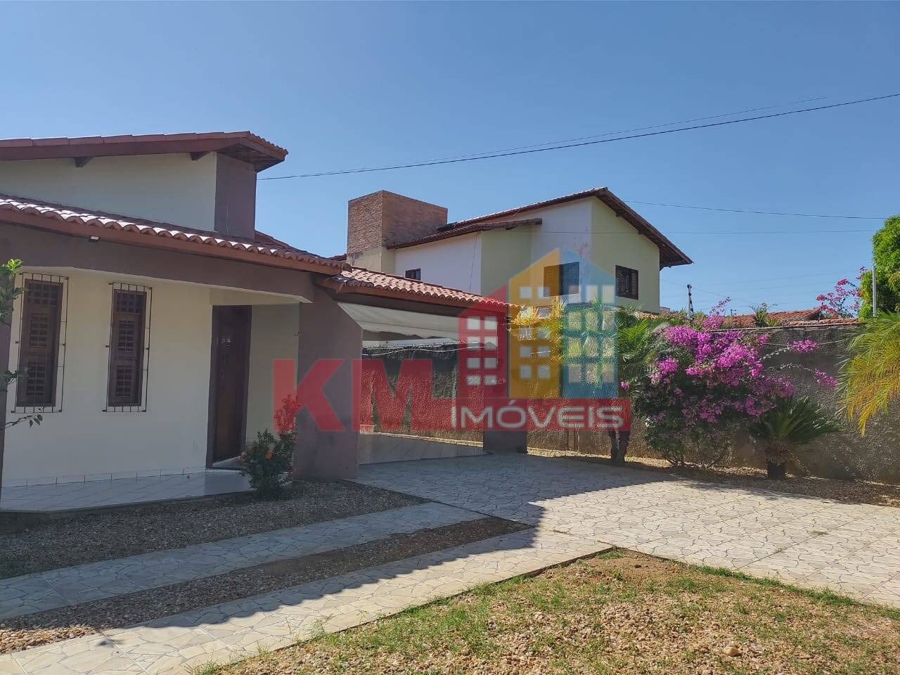 Casa à venda com 3 quartos, 360m² - Foto 3