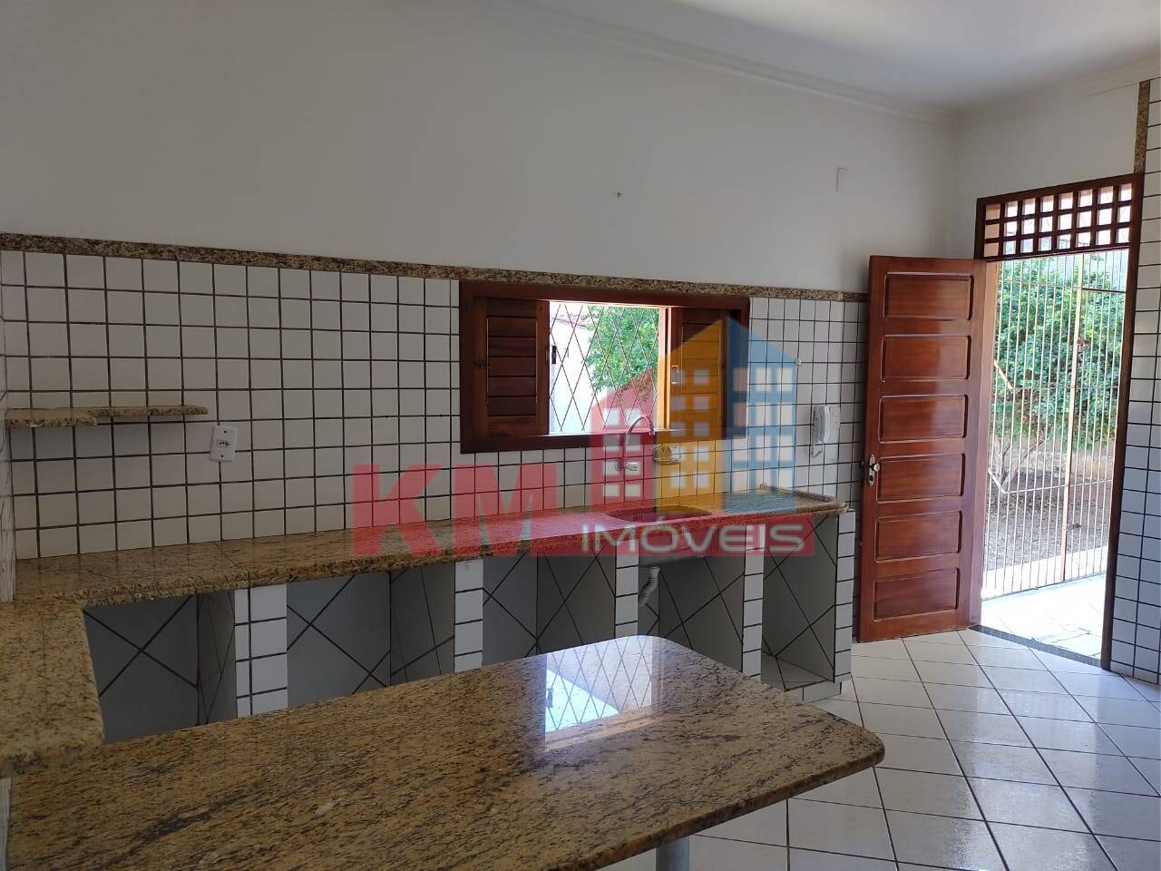 Casa à venda com 3 quartos, 360m² - Foto 12