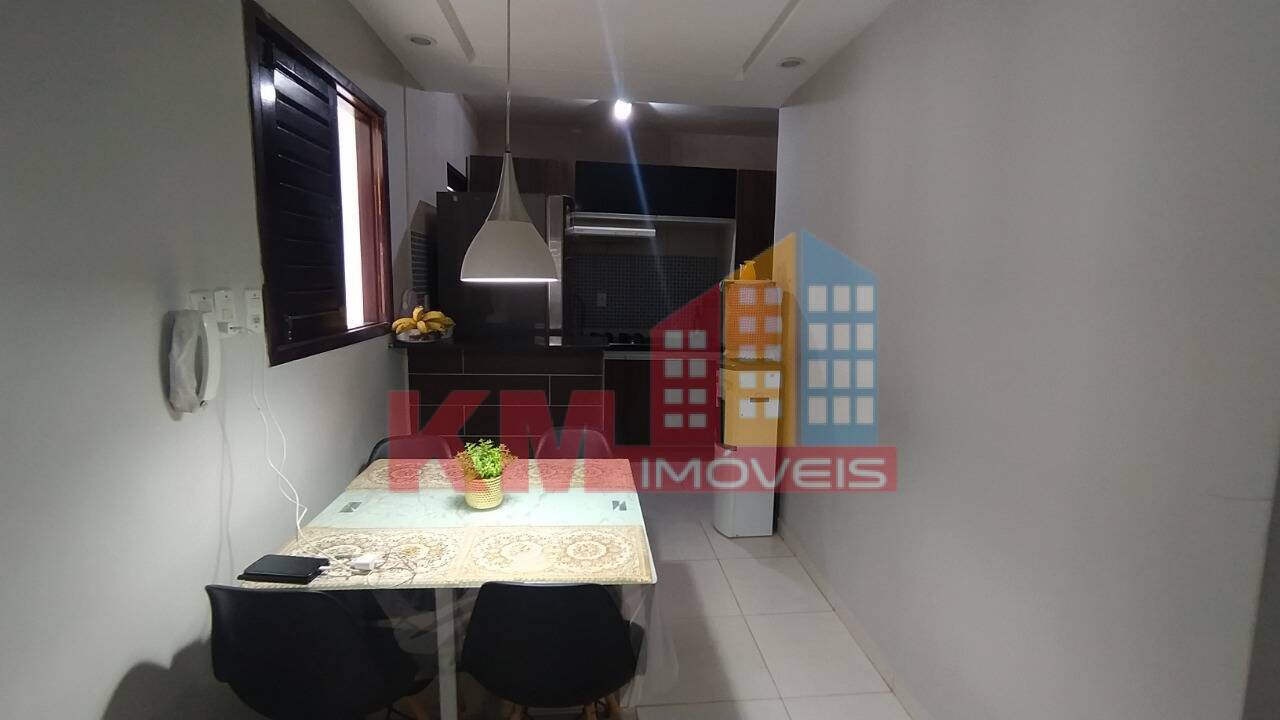 Casa à venda com 2 quartos, 200m² - Foto 8