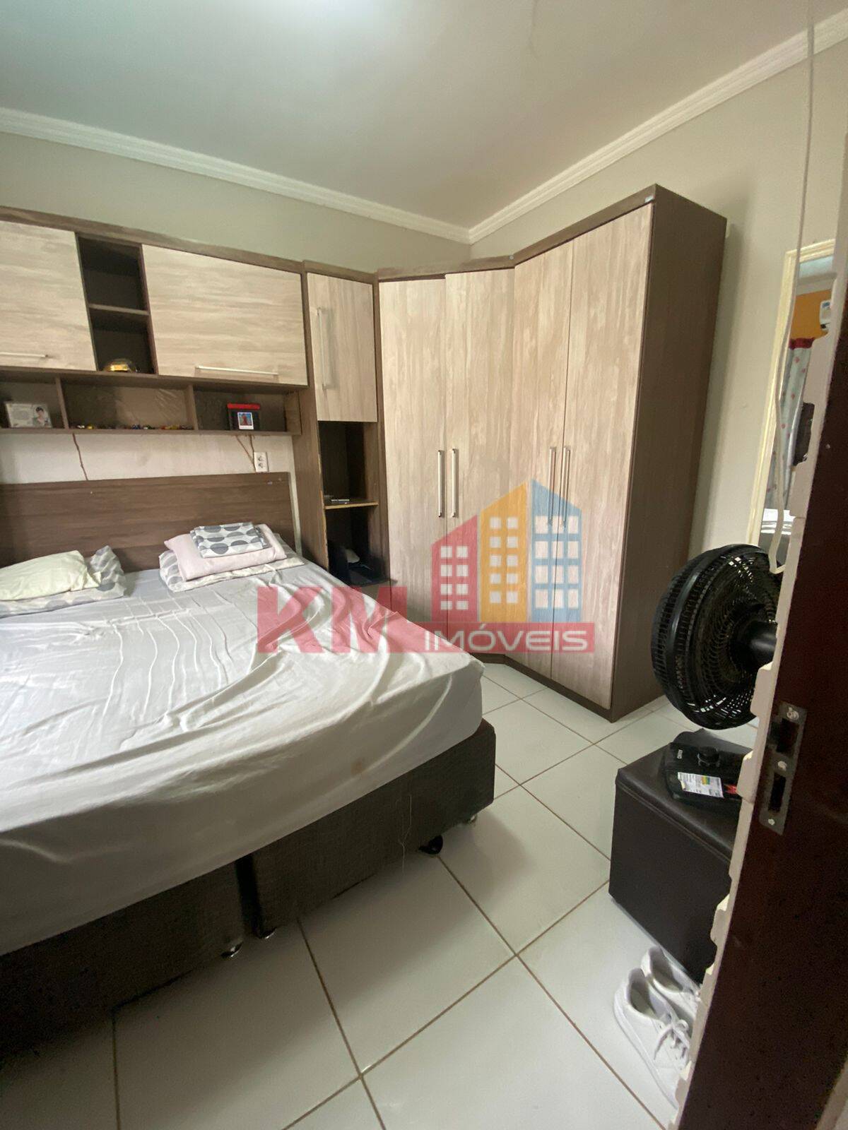 Casa à venda com 3 quartos, 230m² - Foto 8