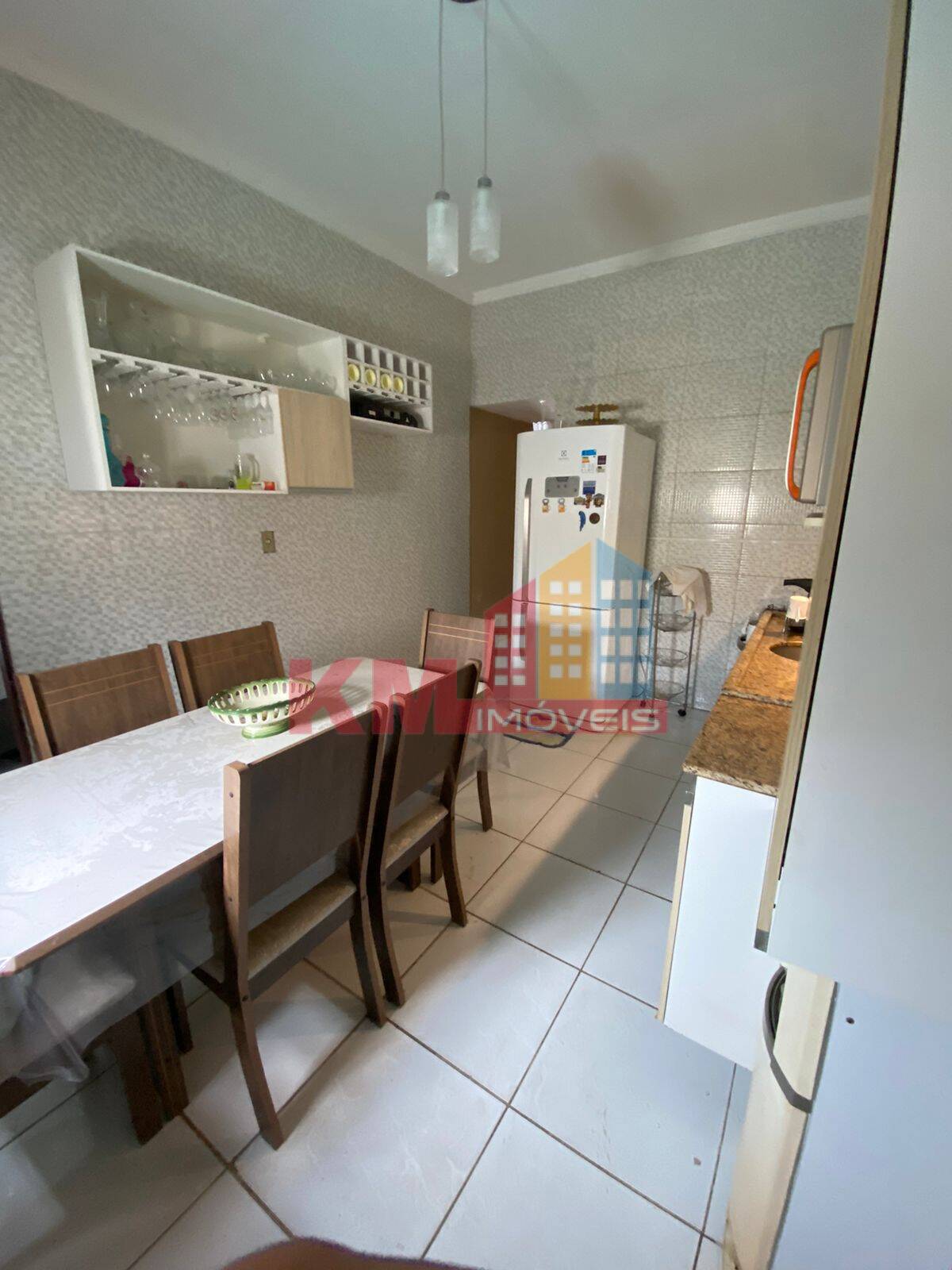 Casa à venda com 3 quartos, 230m² - Foto 14