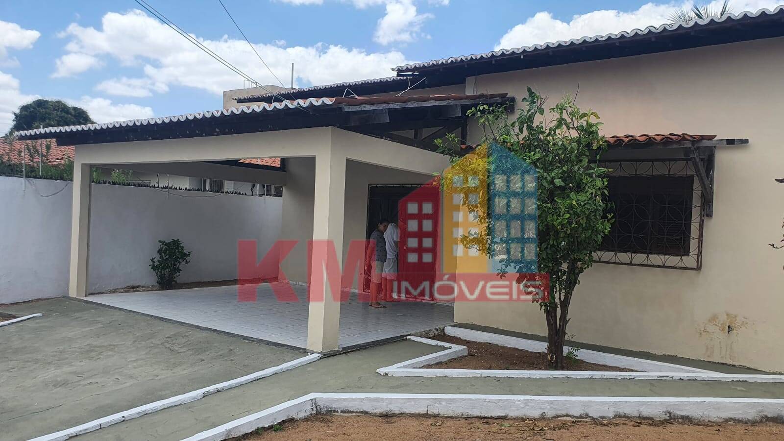 Casa à venda com 3 quartos, 450m² - Foto 3