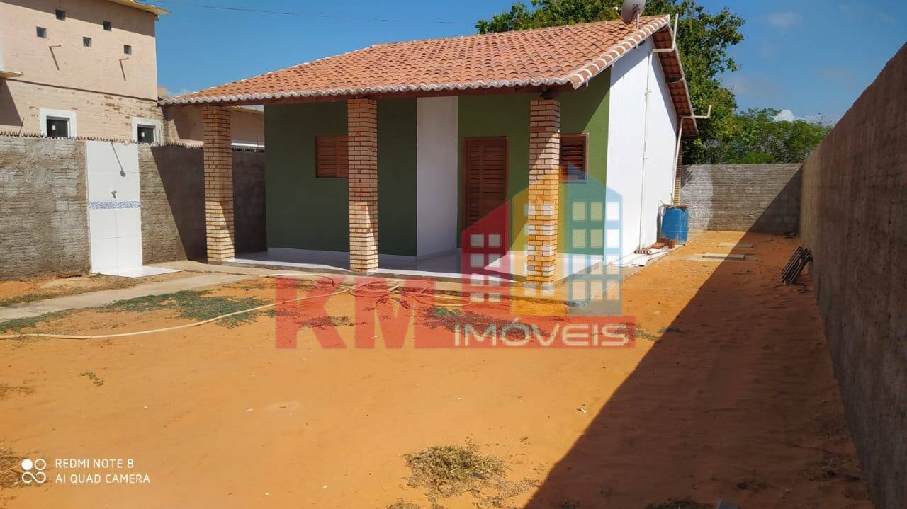 Casa à venda com 2 quartos, 78m² - Foto 3