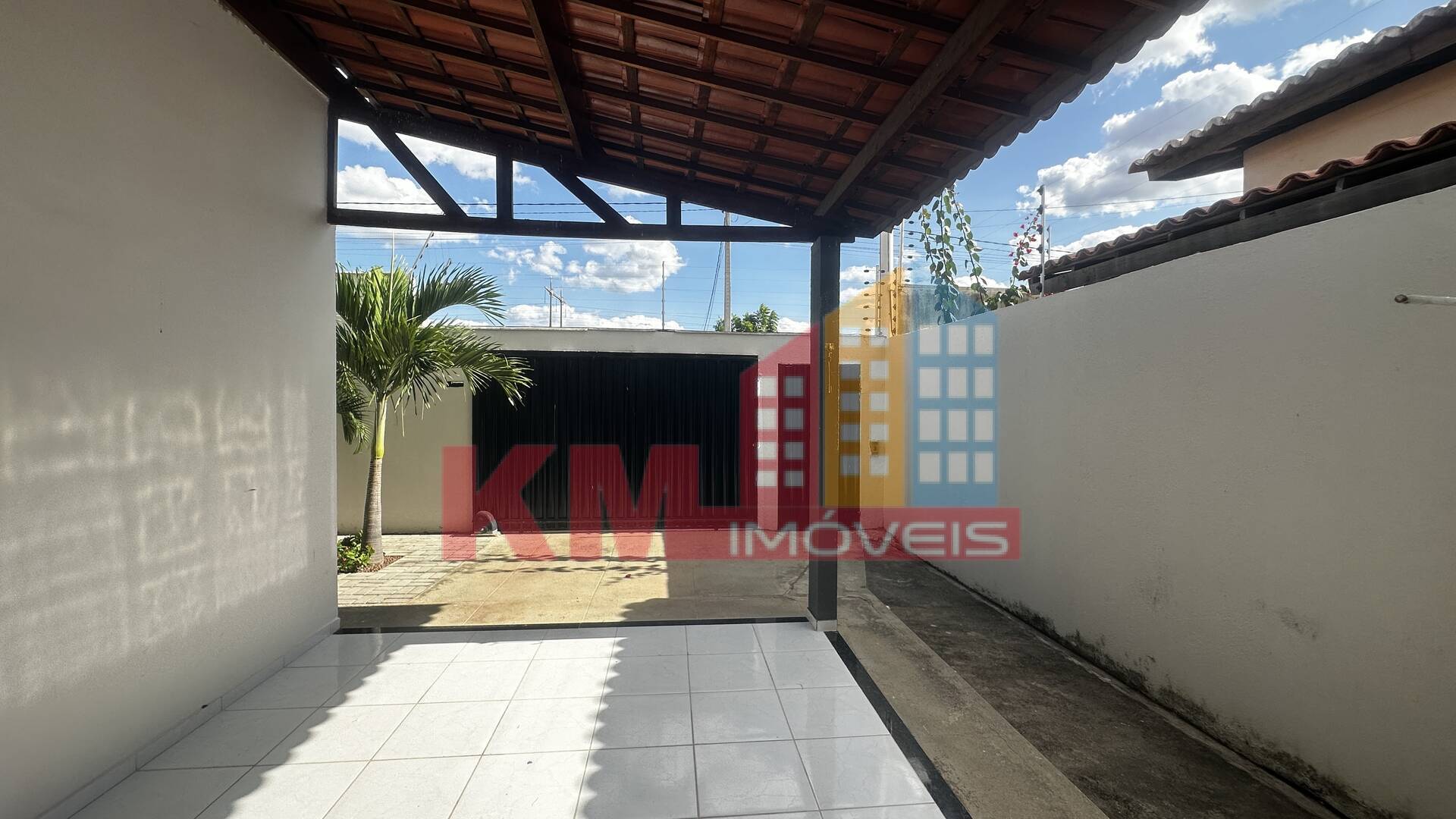 Casa à venda com 2 quartos, 107m² - Foto 3