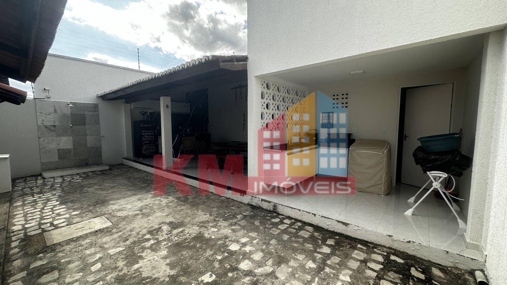 Casa à venda com 2 quartos, 107m² - Foto 19