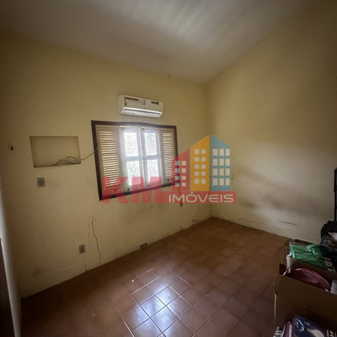 Casa à venda com 3 quartos, 245m² - Foto 12