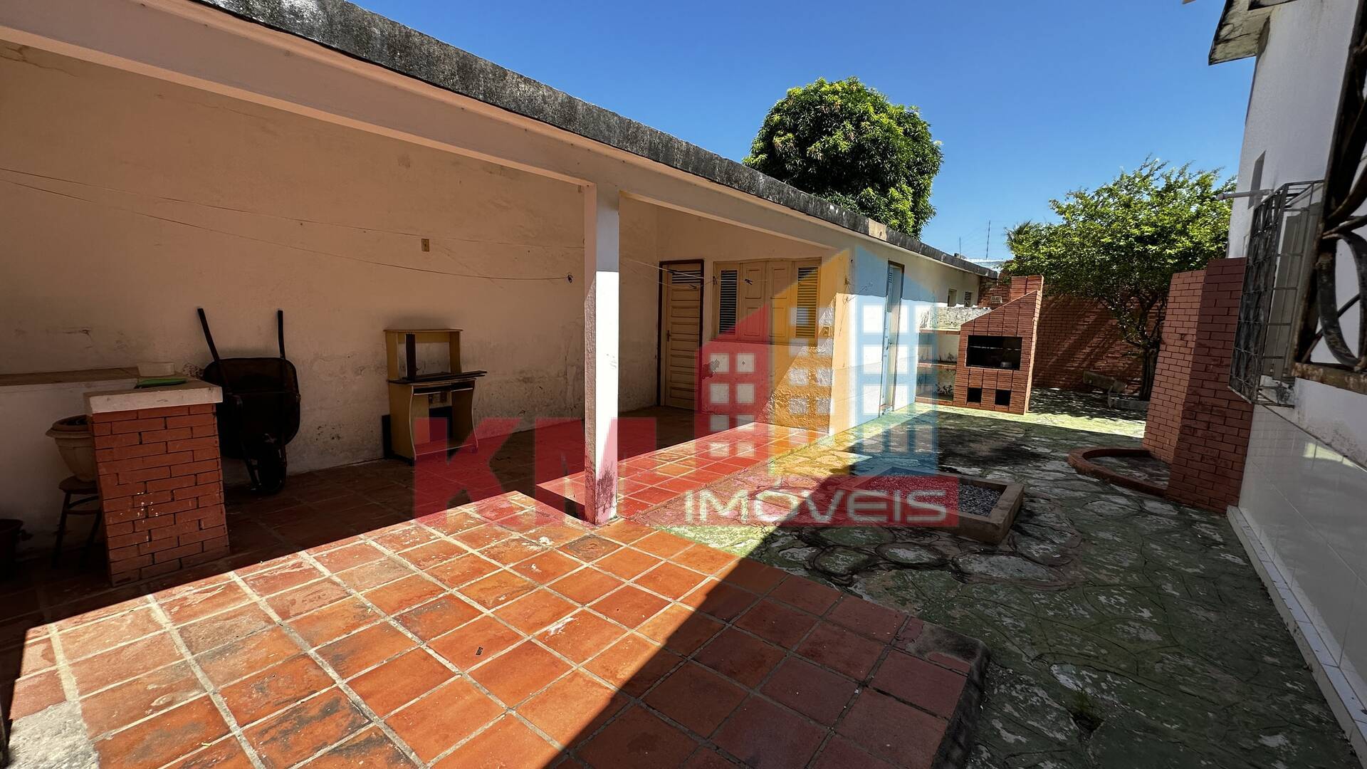 Casa à venda com 3 quartos, 245m² - Foto 20