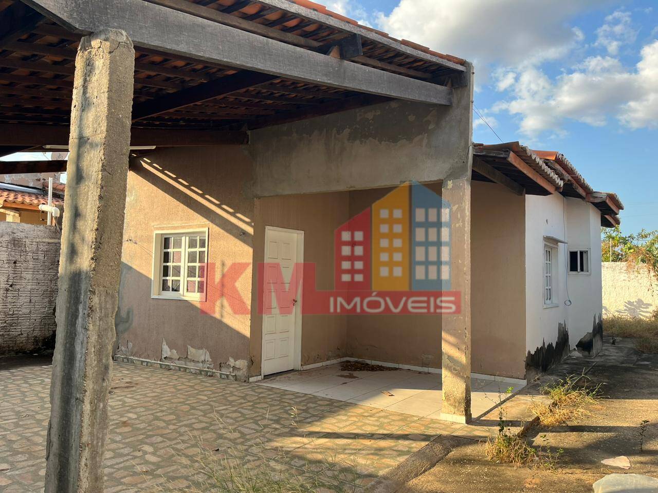 Casa à venda com 2 quartos, 54m² - Foto 2