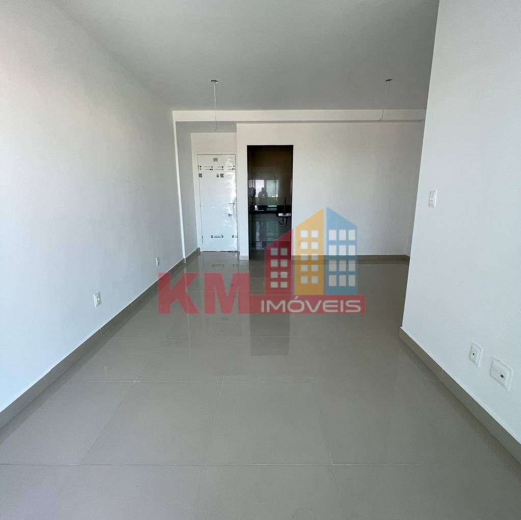 Apartamento à venda com 3 quartos, 81m² - Foto 2