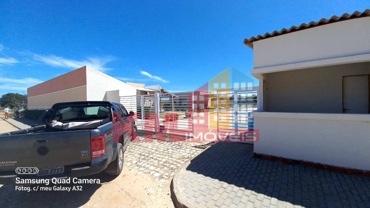 Casa de Condomínio à venda com 3 quartos, 200m² - Foto 3