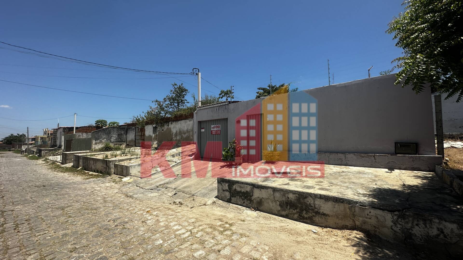 Casa à venda com 2 quartos, 360m² - Foto 2