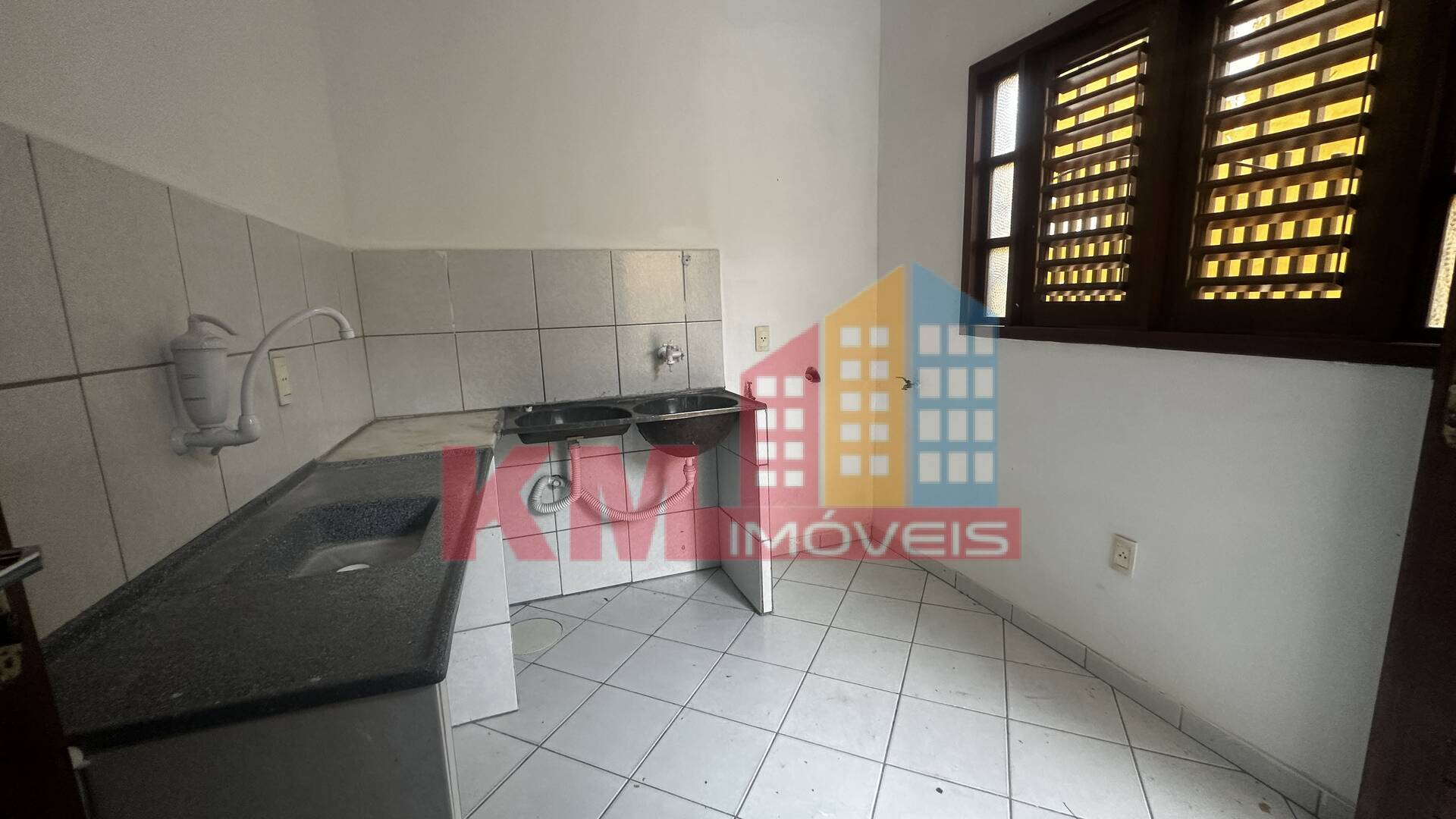 Casa à venda com 4 quartos, 999m² - Foto 19