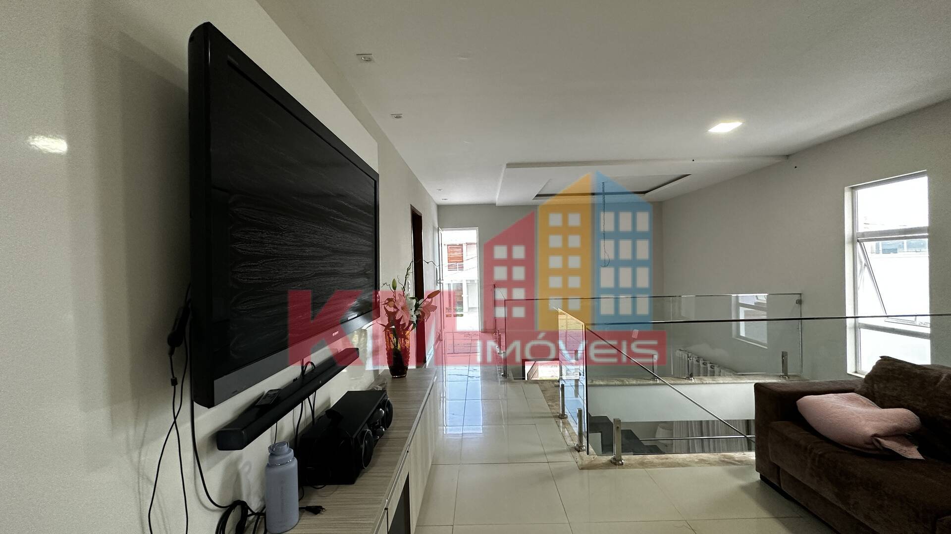 Casa de Condomínio à venda com 4 quartos, 236m² - Foto 5