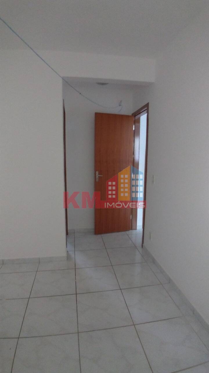 Apartamento à venda com 2 quartos, 48m² - Foto 4