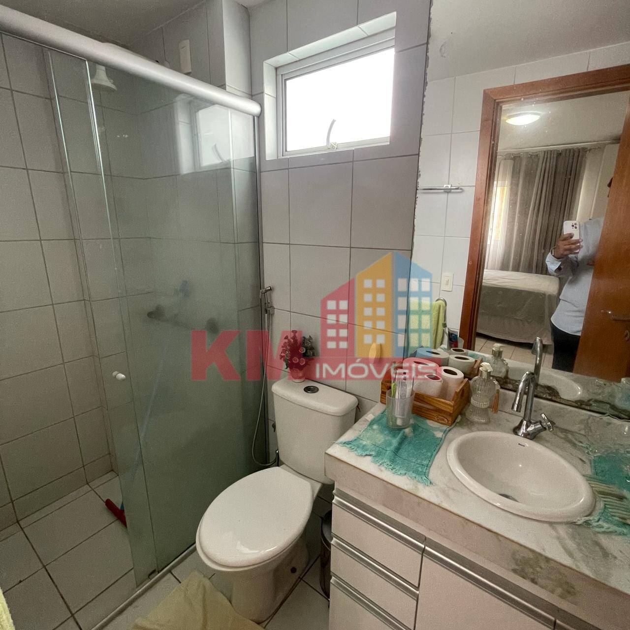 Apartamento à venda com 2 quartos, 70m² - Foto 6