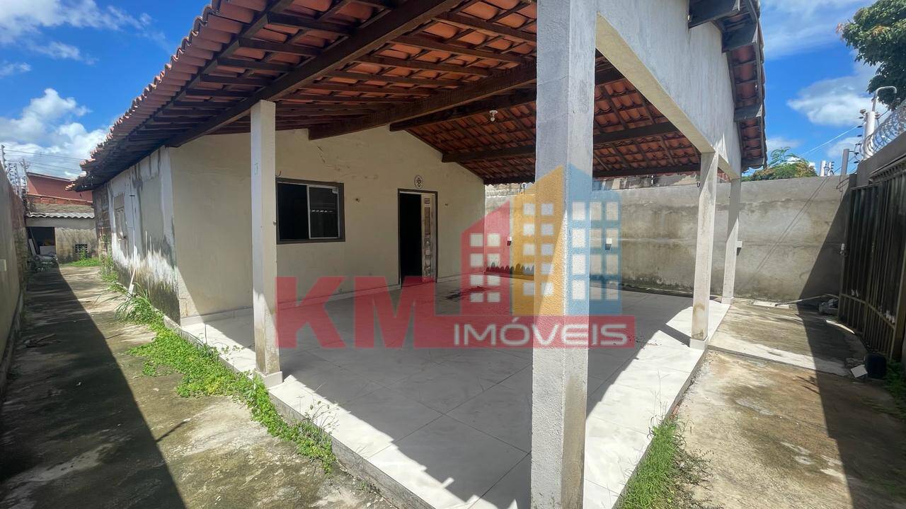 Casa à venda com 2 quartos, 300m² - Foto 1